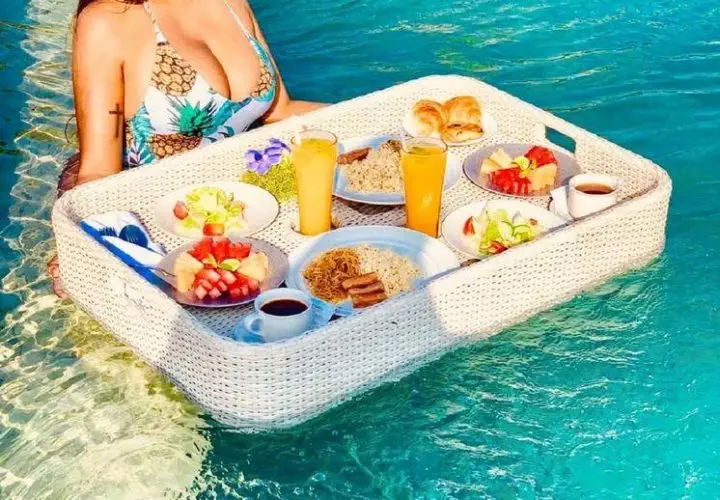 Take your meal at the pool