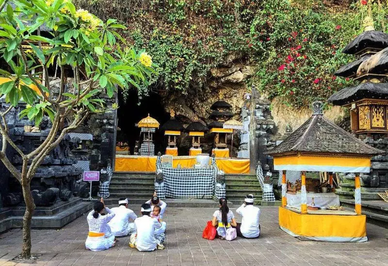 Goa Lawah temple